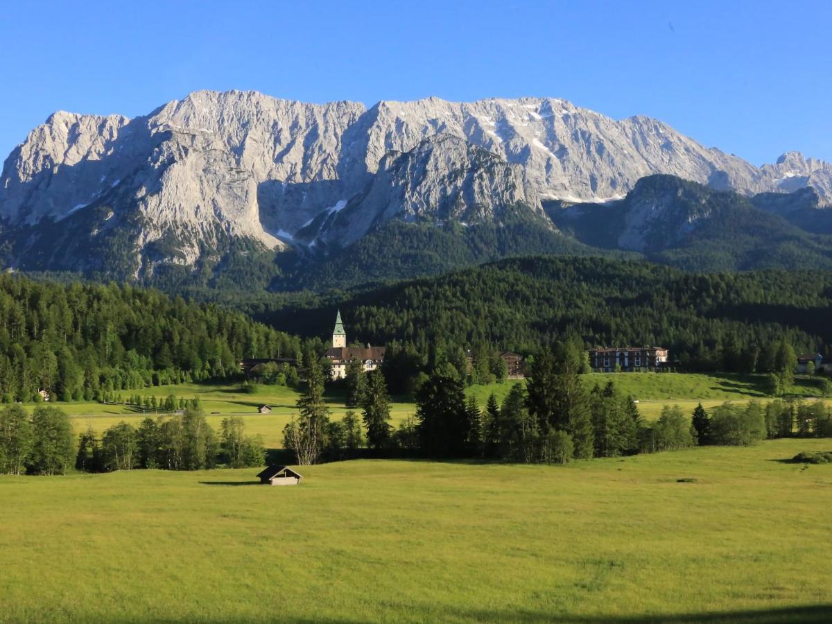 Schloss Elmau Luxury Spa Retreat & Cultural Hideaway Экстерьер фото