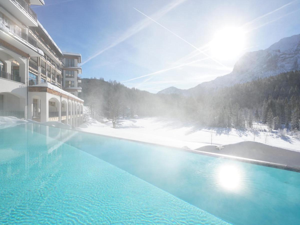 Schloss Elmau Luxury Spa Retreat & Cultural Hideaway Экстерьер фото