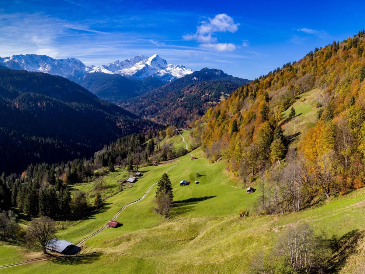 Schloss Elmau Luxury Spa Retreat & Cultural Hideaway Экстерьер фото