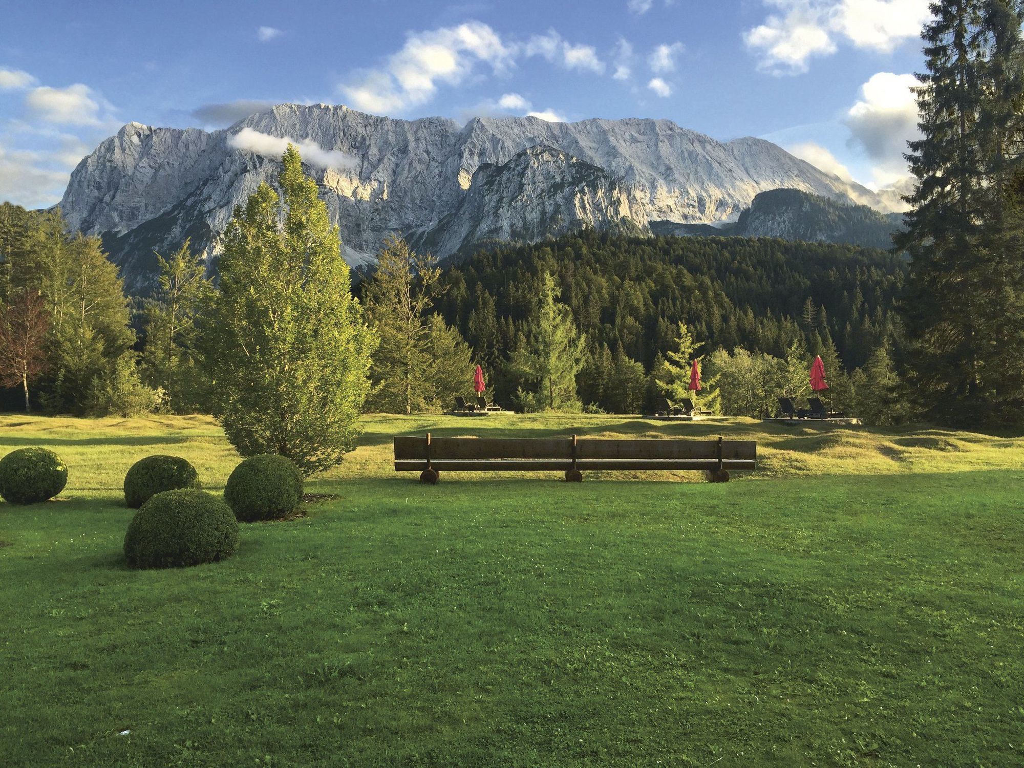Schloss Elmau Luxury Spa Retreat & Cultural Hideaway Экстерьер фото