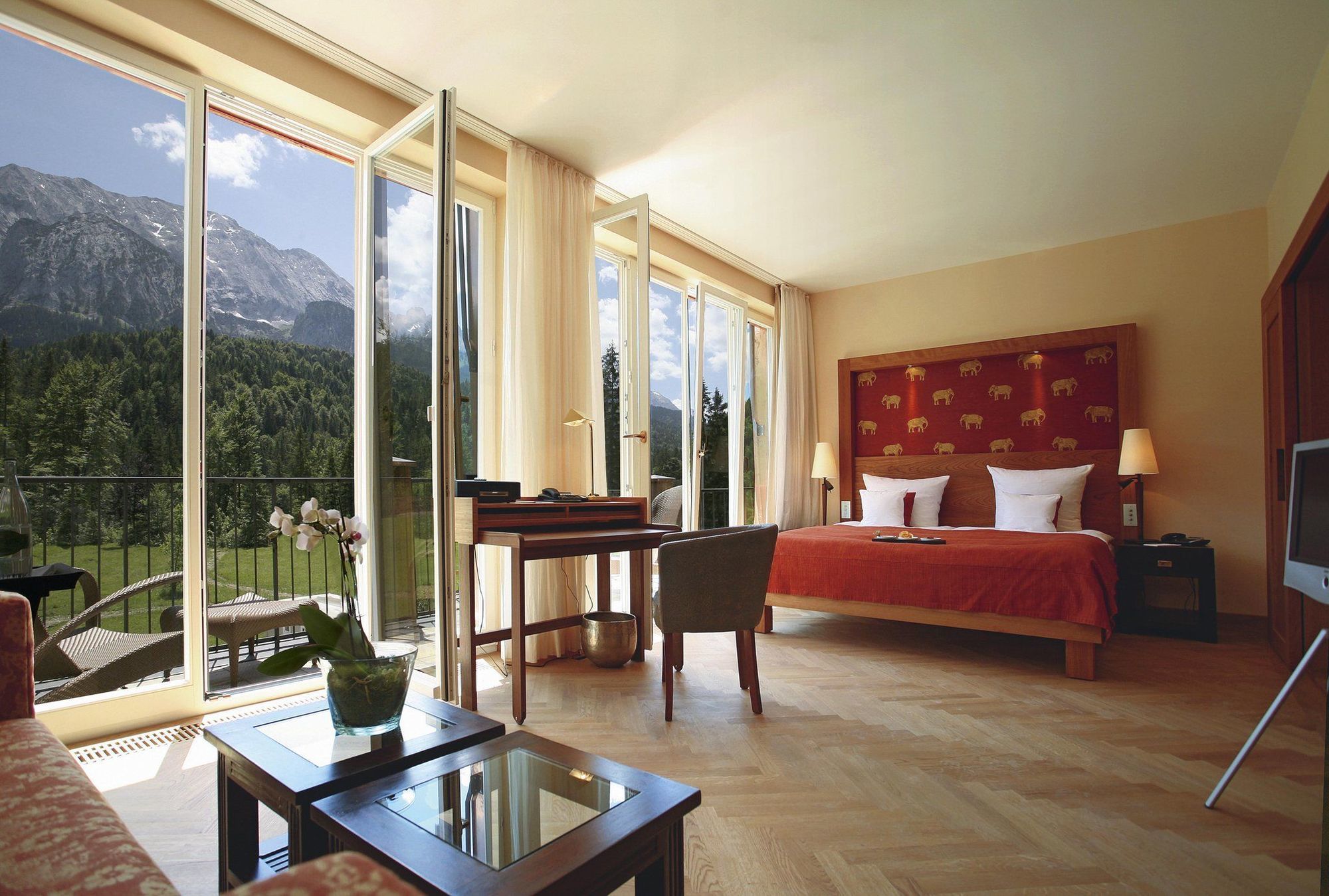 Schloss Elmau Luxury Spa Retreat & Cultural Hideaway Номер фото